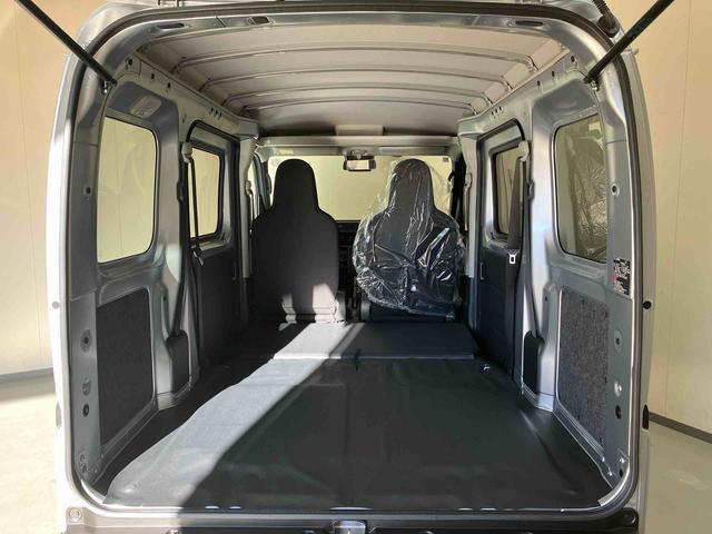 ハイゼットカーゴＤＸ／ＡＭ／ＦＭラジオ／キーレス／パワーウィンドウキーレスエントリー　前席パワーウィンドウ　ＡＭ／ＦＭラジオ　マニュアルエアコン　スクエアボディ　スマートアシスト　インパネシフト（三重県）の中古車