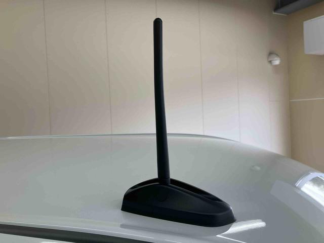 ムーヴＧ／左側パワースライド／ディスプレイオーディオディスプレイオーディオ　バックモニター　左側パワースライドドア　イージークローザー　プッシュボタンスタート　キーフリー　電動パーキングブレーキ　コーナーセンサー　オートエアコン　１４インチアルミ（三重県）の中古車