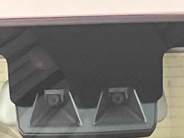 ハイゼットカーゴＤＸ／ＡＭ／ＦＭラジオ／キーレス／前席パワーウィンドウ衝突回避支援ブレーキ　アイドリングストップ　ＡＭ／ＦＭラジオ　キーレスエントリー　オートハイビーム　オートライト　コーナーセンサー　前席パワーウィンドウ　ハロゲンヘッドランプ　マニュアルエアコン（三重県）の中古車