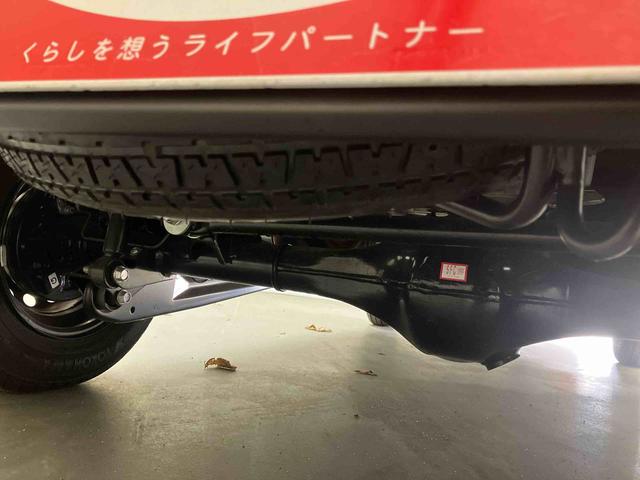 ハイゼットカーゴＤＸ／ＡＭ／ＦＭラジオ／キーレス／前席パワーウィンドウ衝突回避支援ブレーキ　アイドリングストップ　ＡＭ／ＦＭラジオ　キーレスエントリー　オートハイビーム　オートライト　コーナーセンサー　前席パワーウィンドウ　ハロゲンヘッドランプ　マニュアルエアコン（三重県）の中古車