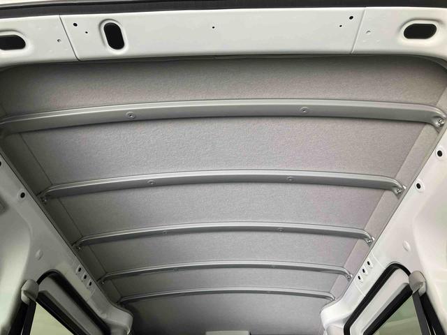 ハイゼットカーゴＤＸ／ＡＭ／ＦＭラジオ／キーレス／前席パワーウィンドウ衝突回避支援ブレーキ　アイドリングストップ　ＡＭ／ＦＭラジオ　キーレスエントリー　オートハイビーム　オートライト　コーナーセンサー　前席パワーウィンドウ　ハロゲンヘッドランプ　マニュアルエアコン（三重県）の中古車