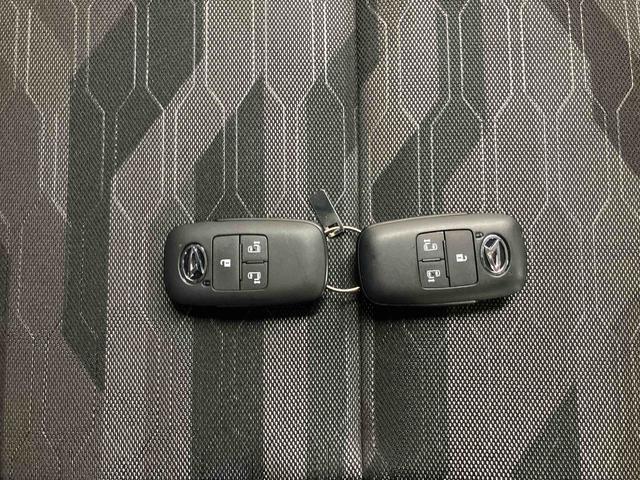 タントファンクロス／両側パワースライドドアディスプレイオーディオ　バックモニター　両側パワースライドドア　イージークローザー　プッシュボタンスタート　電動パーキングブレーキ　キーフリー　前席シートヒーター　アウトドア　ＵＳＶ　ＬＥＤ（三重県）の中古車