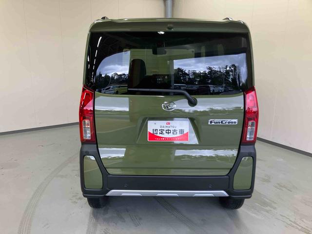 タントファンクロス／両側パワースライドドアディスプレイオーディオ　バックモニター　両側パワースライドドア　イージークローザー　プッシュボタンスタート　電動パーキングブレーキ　キーフリー　前席シートヒーター　アウトドア　ＵＳＶ　ＬＥＤ（三重県）の中古車