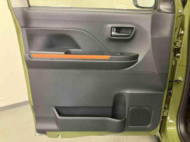 タントファンクロス／両側パワースライドドアディスプレイオーディオ　バックモニター　両側パワースライドドア　イージークローザー　プッシュボタンスタート　電動パーキングブレーキ　キーフリー　前席シートヒーター　アウトドア　ＵＳＶ　ＬＥＤ（三重県）の中古車