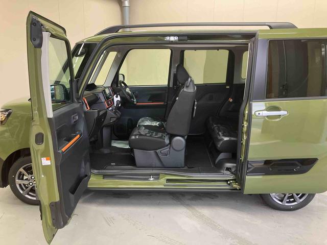 タントファンクロス／両側パワースライドドアディスプレイオーディオ　バックモニター　両側パワースライドドア　イージークローザー　プッシュボタンスタート　電動パーキングブレーキ　キーフリー　前席シートヒーター　アウトドア　ＵＳＶ　ＬＥＤ（三重県）の中古車