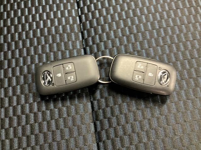 タントカスタムＸ／両側パワースライドドア／ナビナビ　パノラマモニター　ドライブレコーダー　両側パワースライドドア　イージークローザー　プッシュボタンスタート　キーフリー　電動パーキングブレーキ　スマートアシスト　コーナーセンサー　オートハイビーム（三重県）の中古車