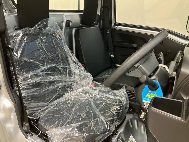 ハイゼットトラックスタンダード/4WD/5MTAM/FMラジオ マニュアルエアコン ガードフレーム マルチインフォメーションディスプレイ スマートアシスト オートハイビーム コーナーセンサー(三重県)の中古車