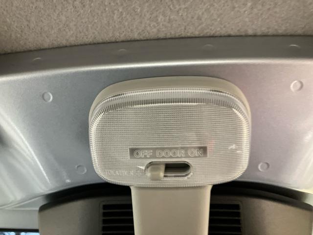 ハイゼットトラックスタンダード/4WD/5MTAM/FMラジオ マニュアルエアコン ガードフレーム マルチインフォメーションディスプレイ スマートアシスト オートハイビーム コーナーセンサー(三重県)の中古車