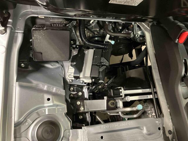 ハイゼットトラックジャンボエクストラ/4WD/5MTCD メッキフロントグリル LED 電動格納式ドアミラー オーバーヘッドシェルフ パワーウィンドウ プッシュボタンスタート キーフリー 作業灯 スマートアシスト コーナーセンサー オートハイビーム(三重県)の中古車