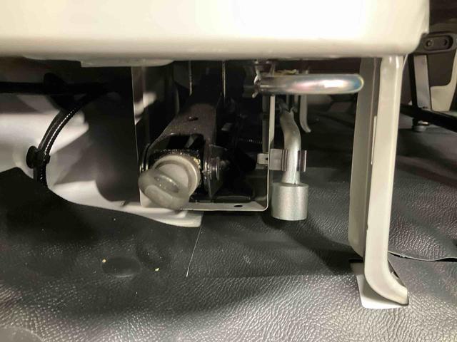 ハイゼットカーゴDX/CD/前席パワーウィンドウ/キーレスエントリーカロッツェリア製CDデッキチューナー 前席パワーウィンドウ キーレスエントリー マニュアルエアコン コーナーセンサー スマートアシスト(三重県)の中古車