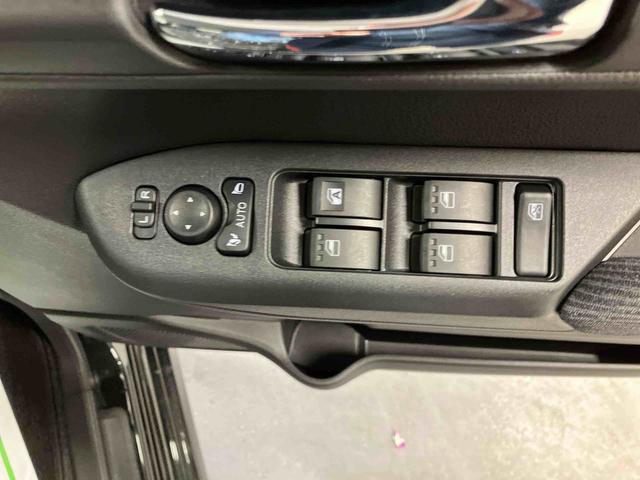 ムーヴＲＳ／ターボ／ディスプレイオーディオターボ車　純正ディスプレイオーディオ　バックモニター　ドライブレコーダー　クルーズコントロール　プッシュボタンスタート　電動パーキングブレーキ　キーフリー　１５インチアルミホイール　ＬＥＤ　スマアシ（三重県）の中古車