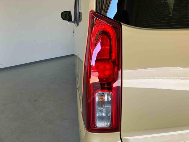 タントＸ／ディスプレイオーディオ／バックモニター純正ディスプレイオーディオ　バックモニター　左側パワースライドドア　プッシュボタンスタート　電動パーキングブレーキ　キーフリー　前席シートヒーター　ＬＥＤヘッドランプ　ミラクルオープンドア（三重県）の中古車