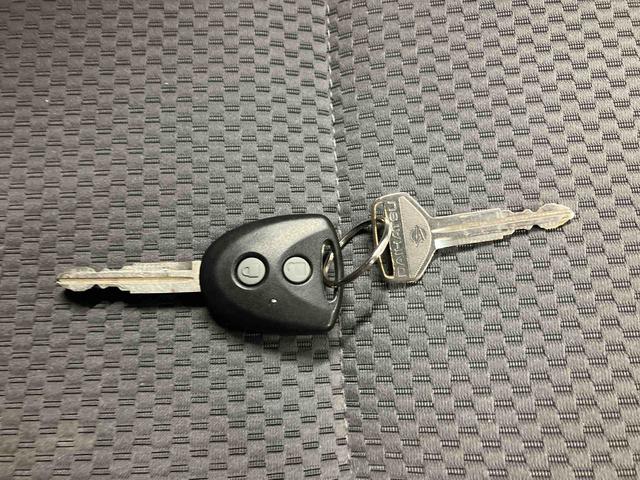 ハイゼットトラックジャンボ／４ＷＤ／４ＡＴナビ　ＥＴＣ　マニュアルエアコン　キーレスエントリー　ゲートプロテクター＆ガードフレームプロテクター　作業灯　バイザー　パワーウィンドウ（三重県）の中古車