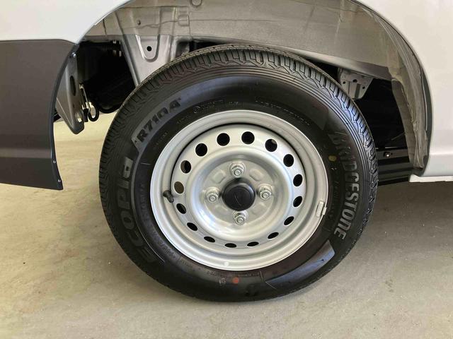 ハイゼットカーゴＤＸＡＭ／ＦＭラジオ　キーレスエントリー　前席パワーウィンドウ　マルチインフォメーションディスプレイ　オーバーヘッドシェルフ　オートハイビーム　コーナーセンサー　スマートアシスト（三重県）の中古車