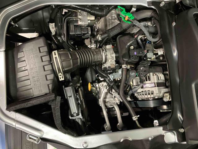 ハイゼットカーゴＤＸＡＭ／ＦＭラジオ　キーレスエントリー　前席パワーウィンドウ　マルチインフォメーションディスプレイ　オーバーヘッドシェルフ　オートハイビーム　コーナーセンサー　スマートアシスト（三重県）の中古車