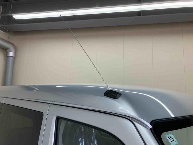 ハイゼットカーゴＤＸＡＭ／ＦＭラジオ　前席パワーウィンドウ　キーレスエントリー　オーバーヘッドシェルフ　インパネシフト　スマートアシスト　オートハイビーム　オートライト　コーナーセンサー　スクエアボディ　ユースフルナット（三重県）の中古車