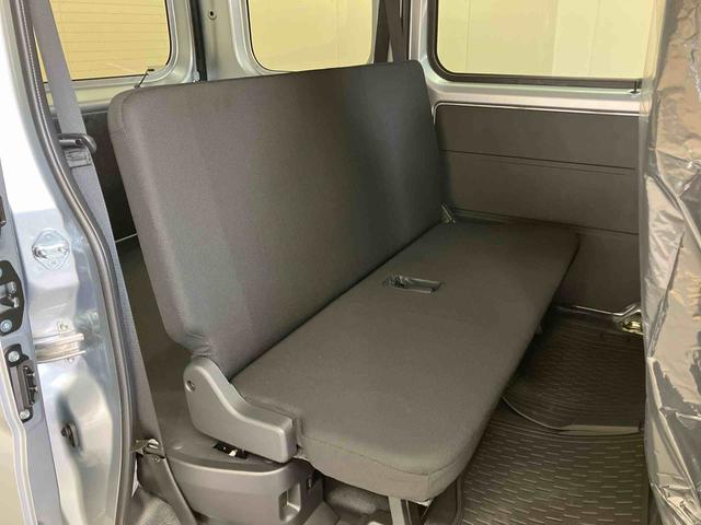 ハイゼットカーゴＤＸＡＭ／ＦＭラジオ　前席パワーウィンドウ　キーレスエントリー　オーバーヘッドシェルフ　インパネシフト　スマートアシスト　オートハイビーム　オートライト　コーナーセンサー　スクエアボディ　ユースフルナット（三重県）の中古車