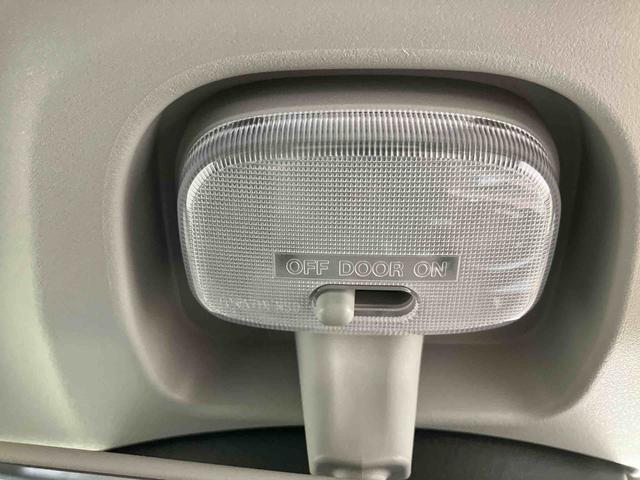 ハイゼットカーゴＤＸＡＭ／ＦＭラジオ　前席パワーウィンドウ　キーレスエントリー　オーバーヘッドシェルフ　インパネシフト　スマートアシスト　オートハイビーム　オートライト　コーナーセンサー　スクエアボディ　ユースフルナット（三重県）の中古車