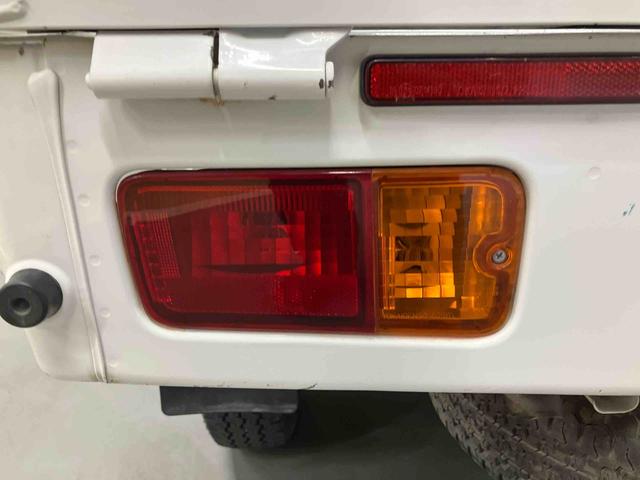 ハイゼットトラックスタンダード/2WD/5MTAM/FMラジオ マニュアルエアコン パワステ エアバック フロアマット バイザー ゲートプロテクター テールゲートチェーン 三方開 荷台マット(三重県)の中古車