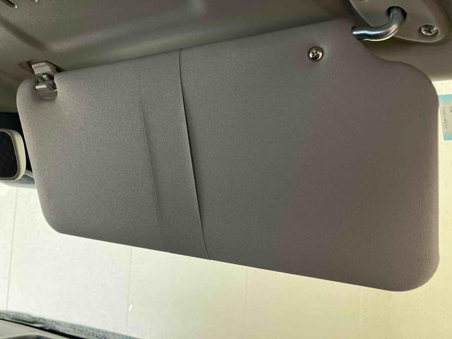 ハイゼットカーゴＤＸＡＭ／ＦＭラジオ　前席パワーウィンドウ　キーレスエントリー　オーバーヘッドシェルフ　インパネシフト　スマートアシスト　オートハイビーム　オートライト　コーナーセンサー　スクエアボディ　ユースフルナット（三重県）の中古車