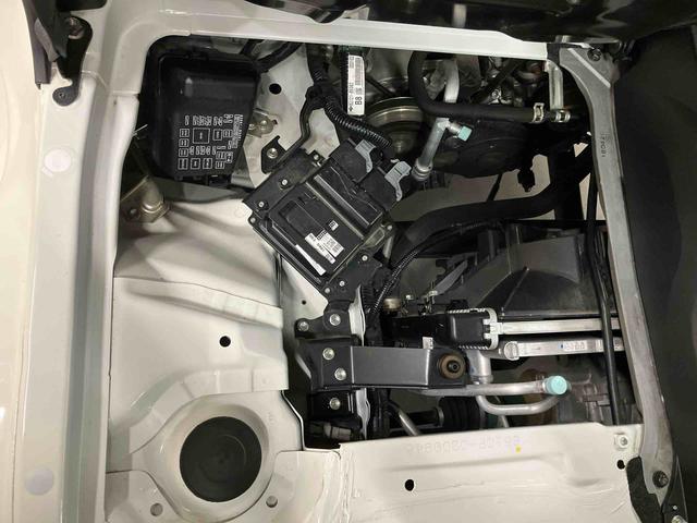 ハイゼットトラックスタンダード/4WD/5MTナビ マニュアルエアコン パワステ ABS エアバック ゲートプロテクター 荷台マット 作業灯 4WD 5MT サイドアンダーミラー付きドアミラー ハロゲンヘッドランプ(三重県)の中古車
