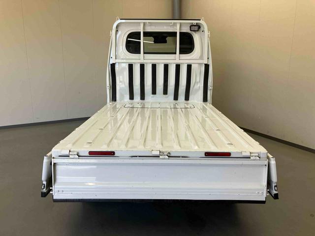 ハイゼットトラックスタンダード 農用スペシャル4WD 5MT リヤ4枚リーフスプリング スーパーデフロック AM/FMラジオ 作業灯 バニティミラー スマートアシスト オートハイビーム オートライト コーナーセンサー パワステ ABS エアバック(三重県)の中古車