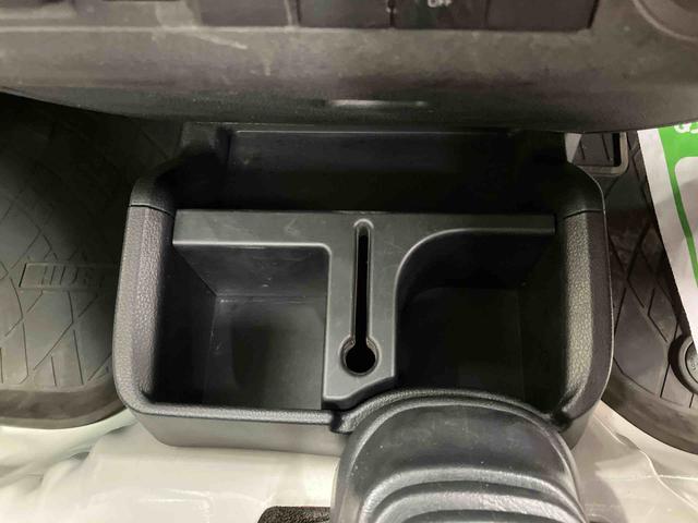 ハイゼットトラックスタンダード 農用スペシャル4WD 5MT リヤ4枚リーフスプリング スーパーデフロック AM/FMラジオ 作業灯 バニティミラー スマートアシスト オートハイビーム オートライト コーナーセンサー パワステ ABS エアバック(三重県)の中古車
