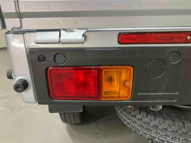 ハイゼットトラックスタンダード/4WD/CVTAM/FMラジオ マニュアルエアコン パワステ エアバック フロアマット 三方開 荷台マット ガードフレーム オートハイビーム コーナーセンサー スマートアシスト(三重県)の中古車