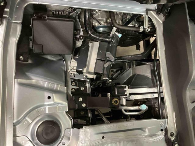 ハイゼットトラックスタンダード／４ＷＤ／ＣＶＴＡＭ／ＦＭラジオ　マニュアルエアコン　パワステ　エアバック　フロアマット　三方開　荷台マット　ガードフレーム　オートハイビーム　コーナーセンサー　スマートアシスト（三重県）の中古車