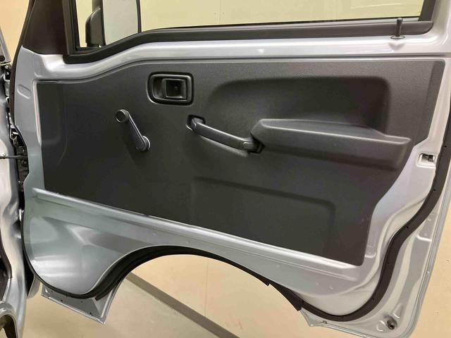 ハイゼットトラックスタンダード／４ＷＤ／ＣＶＴＡＭ／ＦＭラジオ　マニュアルエアコン　パワステ　エアバック　フロアマット　三方開　荷台マット　ガードフレーム　オートハイビーム　コーナーセンサー　スマートアシスト（三重県）の中古車