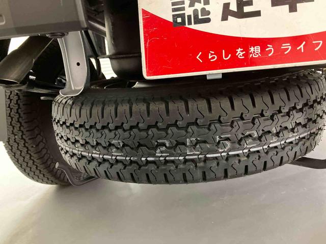 ハイゼットトラックスタンダード／４ＷＤ／５ＭＴＡＭ／ＦＭラジオ　マニュアルエアコン　パワステ　ＡＢＳ　スマートアシスト　コーナーセンサー　オートライト　オートハイビーム　三方開　ハロゲンヘッドランプ　荷台マット　フロアマット（三重県）の中古車