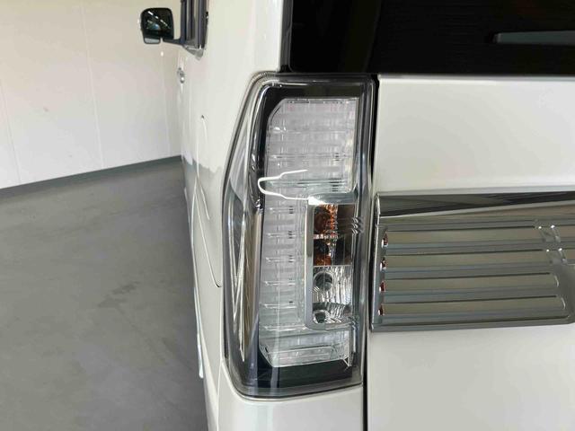 タントカスタムX トップエディションSAIII純正ナビ バックモニター 運転席シートヒーター 左側電動スライドドア プッシュボタンスタート キーフリー ドライブレコーダー スマアシ コーナーセンサー オートハイビーム ミラクルオープンドア(三重県)の中古車