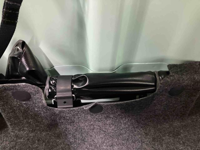 ハイゼットトラックジャンボスタンダード/4WD/CVT/三方開AM/FMラジオ マニュアルエアコン ハロゲンヘッドランプ ガードフレーム テールゲートチェーン スライド リクライニング オーバーヘッドシェルフ ハイルーフ オートハイビーム コーナーセンサー(三重県)の中古車
