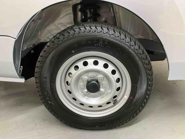ハイゼットトラックスタンダード／４ＷＤ／ＣＶＴＡＭ／ＦＭラジオ　マニュアルエアコン　パワステ　ＡＢＳ　スマートアシスト　フロアマット　オートライト　三方開　荷台マット　４ＷＤ　ＣＶＴ（三重県）の中古車
