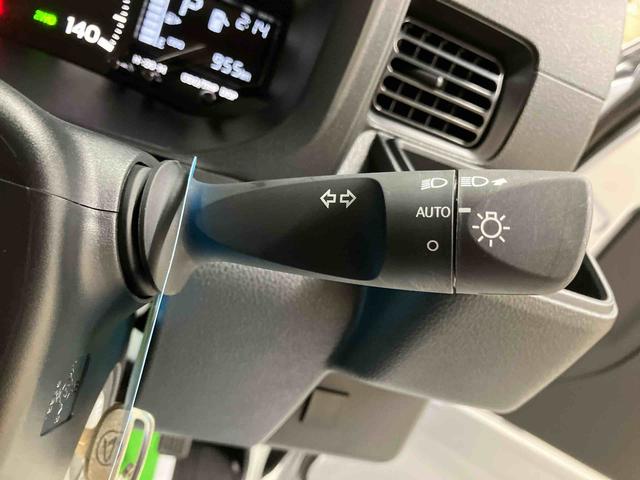 ハイゼットトラックスタンダード／４ＷＤ／ＣＶＴＡＭ／ＦＭラジオ　マニュアルエアコン　パワステ　ＡＢＳ　スマートアシスト　フロアマット　オートライト　三方開　荷台マット　４ＷＤ　ＣＶＴ（三重県）の中古車