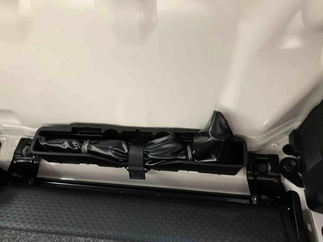 ハイゼットトラックスタンダード/4WD/CVTAM/FMラジオ マニュアルエアコン パワステ ABS スマートアシスト コーナーセンサー オートハイビーム オートライト ハロゲンヘッドランプ 荷台マット フロアマット 三方開 4WD(三重県)の中古車
