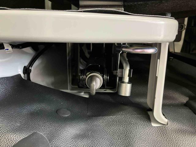 ハイゼットカーゴＤＸスマートアシスト　　キーレスエントリー　ＡＭ／ＦＭラジオ　パワーウインドウ（三重県）の中古車