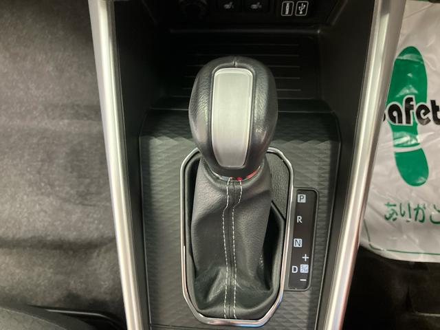 ロッキープレミアムＧプッシュボタンスタート　キーフリー　ディスプレイオーディオ　スマートアシスト（三重県）の中古車