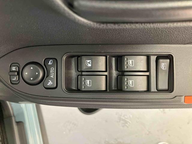 タントファンクロス／４ＷＤ／ナビ／両側電動スライド／ドラレコ４ＷＤ　ナビ　バックモニター　ドライブレコーダー　シートヒーター　電動パーキングブレーキ　キーフリー　両側電動パワースライドドア　オートエアコン　イージークローザー　ＬＥＤ　１４インチアルミホイール（三重県）の中古車