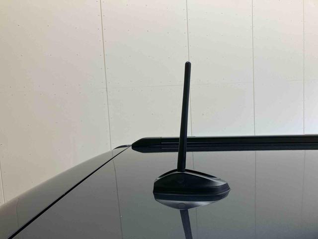 タフトＧ　ダーククロムベンチャー／ｅｃｏＩＤＬＥレス車ディスプレイオーディオ　バックモニター　プッシュボタンスタート　電動パーキングブレーキ　インパネシフト　オートエアコン　キーフリー　スマートアシスト　前席シートヒーター　ダークブラックメッキ（三重県）の中古車