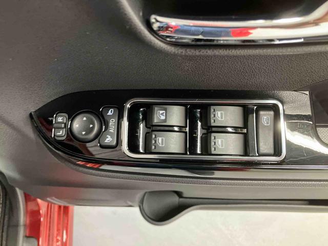 タントカスタムＸプッシュボタンスタート　スマートアシスト　両側パワースライドドア　パノラマモニター（三重県）の中古車
