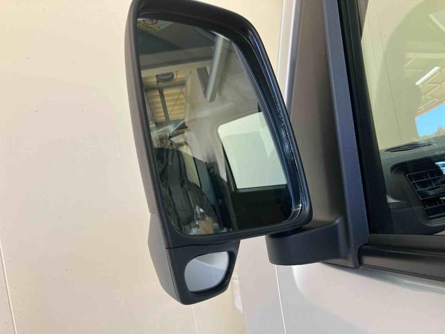 ハイゼットカーゴデラックス／ＡＭ／ＦＭラジオ／マニュアルエアコン／キーレスキーレス　ＡＭ／ＦＭラジオ　スマートアシストカメラ　マニュアルエアコン（三重県）の中古車