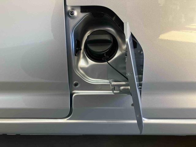 ハイゼットカーゴデラックス／ＡＭ／ＦＭラジオ／マニュアルエアコン／キーレスキーレス　ＡＭ／ＦＭラジオ　スマートアシストカメラ　マニュアルエアコン（三重県）の中古車