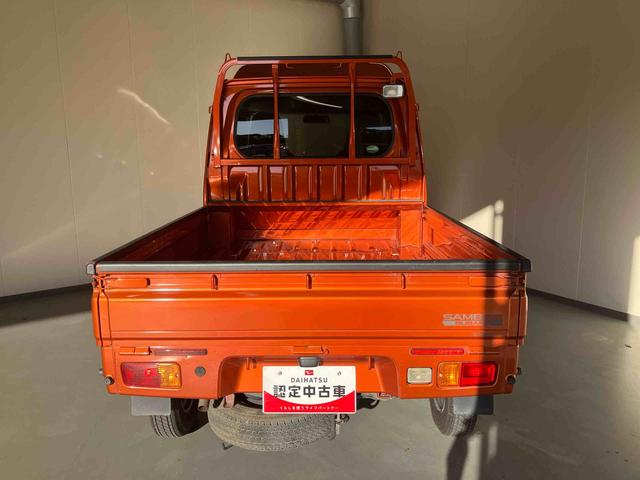 サンバートラックグランドキャブ/4WD/ナビ4WD 4AT ナビ マニュアルエアコン キーレスエントリー 作業灯 パワーウィンドウ パワステ ABS エアバック ゲートプロテクター(三重県)の中古車