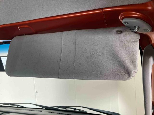 サンバートラックグランドキャブ/4WD/ナビ4WD 4AT ナビ マニュアルエアコン キーレスエントリー 作業灯 パワーウィンドウ パワステ ABS エアバック ゲートプロテクター(三重県)の中古車