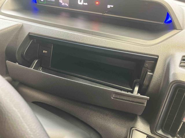 タントカスタムＸ／ディスプレイオーディオ／両側パワースライドドア両側パワースライドドア　イージークローザー　ディスプレイオーディオ　バックモニター　インパネシフト　キーフリー　電動パーキングブレーキ　前席シートヒーター　オートエアコン　１４インチアルミホイール（三重県）の中古車