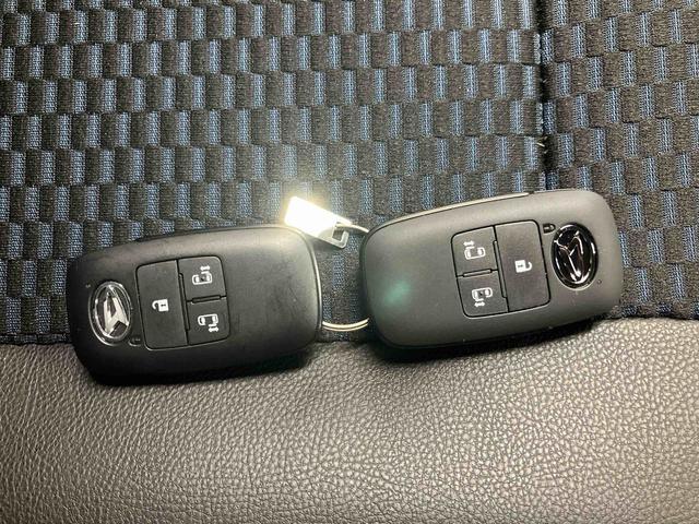 タントカスタムＸ／両側パワースライドドア／ナビナビ　バックモニター　ドライブレコーダー　プッシュボタンスタート　キーフリー　電動パーキングブレーキ　オートエアコン　両側パワースライドドア　イージークローザー　ＬＥＤ　オートハイビーム　マット（三重県）の中古車