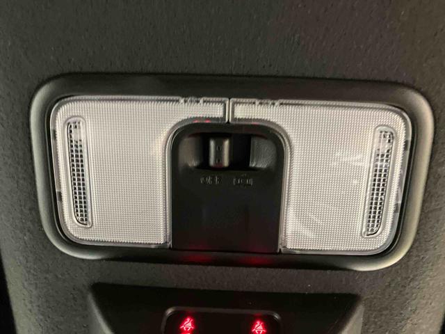 タントカスタムＸ／ディスプレイオーディオ／両側パワースライドドアディスプレイオーディオ　バックモニター　カーペットマット　両側パワースライドドア　プッシュボタンスタート　キーフリー　スマートアシスト　シートヒーター（三重県）の中古車