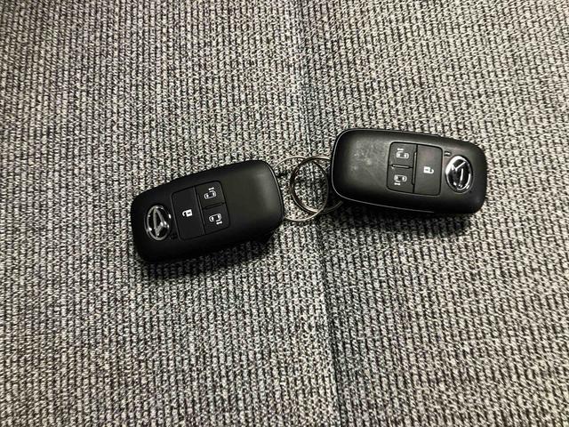 ムーヴキャンバスストライプスＧディスプレイオーディオ　バックモニター　両側パワースライドドア　キーフリー　プッシュボタンスタート　スマートアシスト　前席シートヒーター　カーペットマット　ＵＳＢソケット（三重県）の中古車