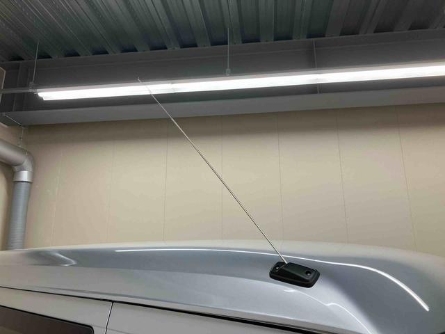 ハイゼットカーゴＤＸＡＭ／ＦＭラジオ　前席パワーウィンドウ　インパネシフト　マニュアルエアコン　キーレスエントリー　コーナーセンサー　オートライト　オートハイビーム　スマートアシスト（三重県）の中古車